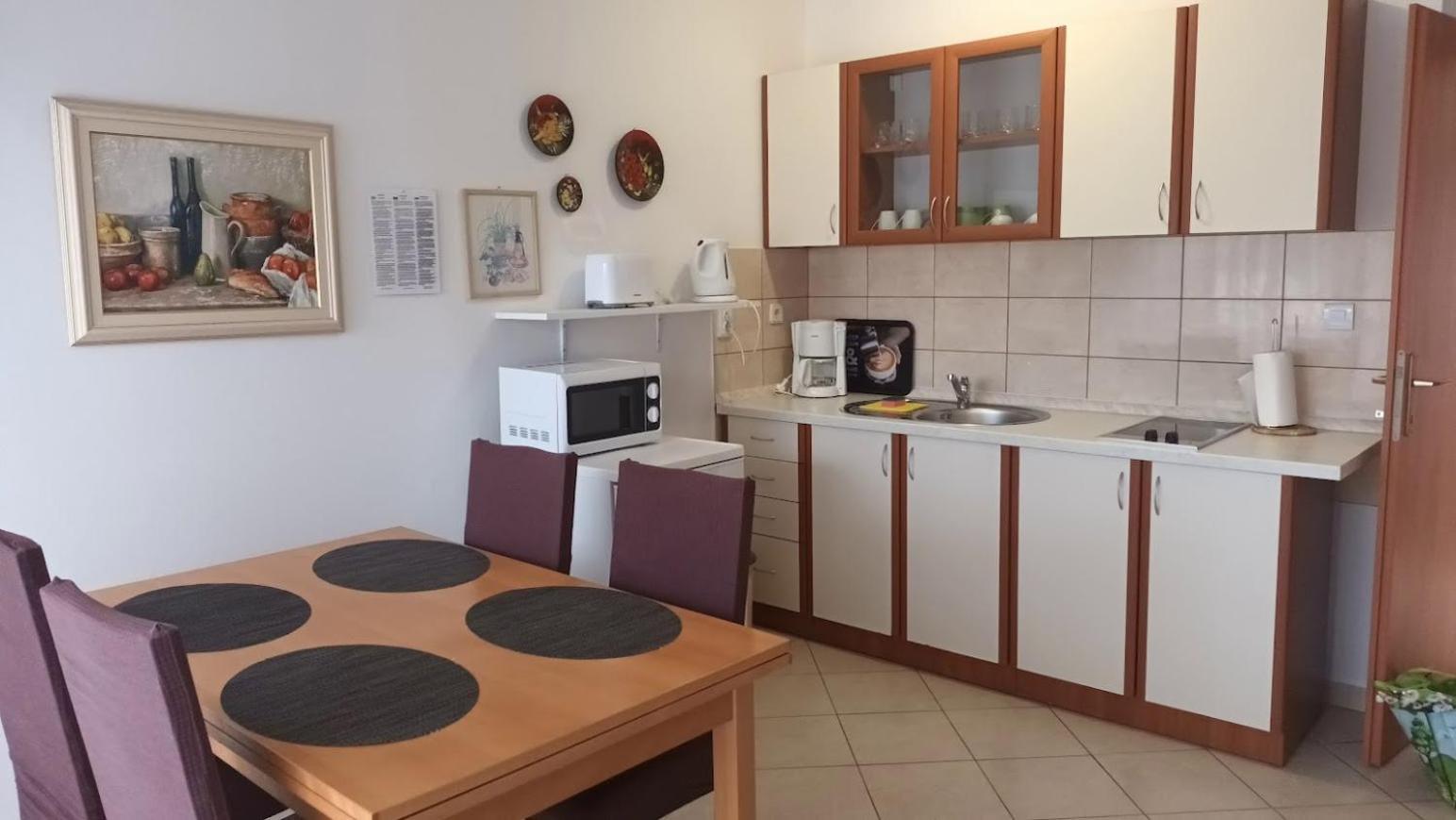 Apartament Marelja - Private Parking And Balcony