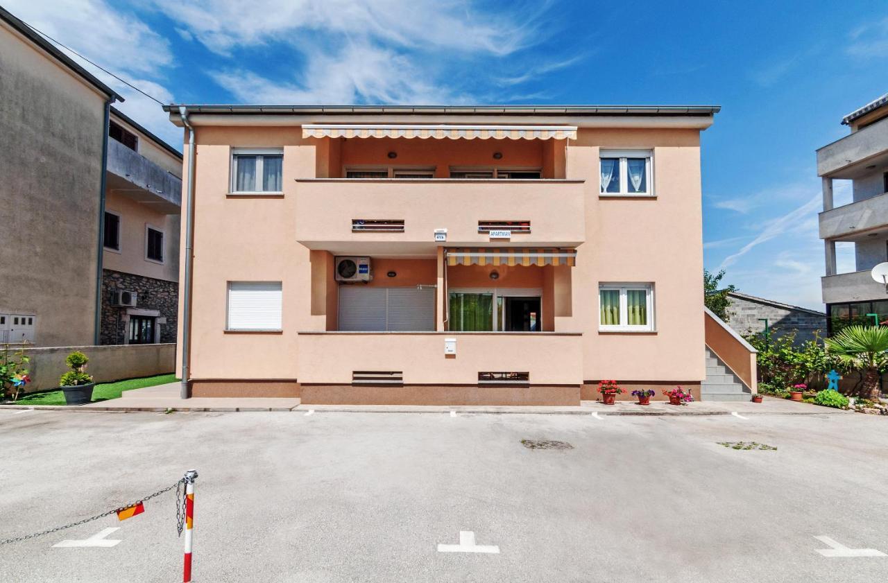 Marelja - Private Parking And Balcony Zadar