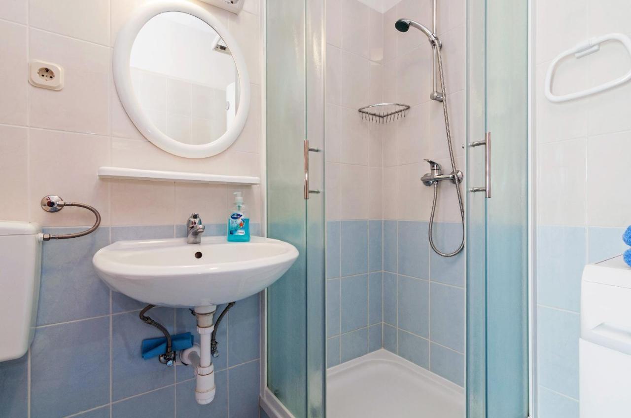 Marelja - Private Parking And Balcony Apartament